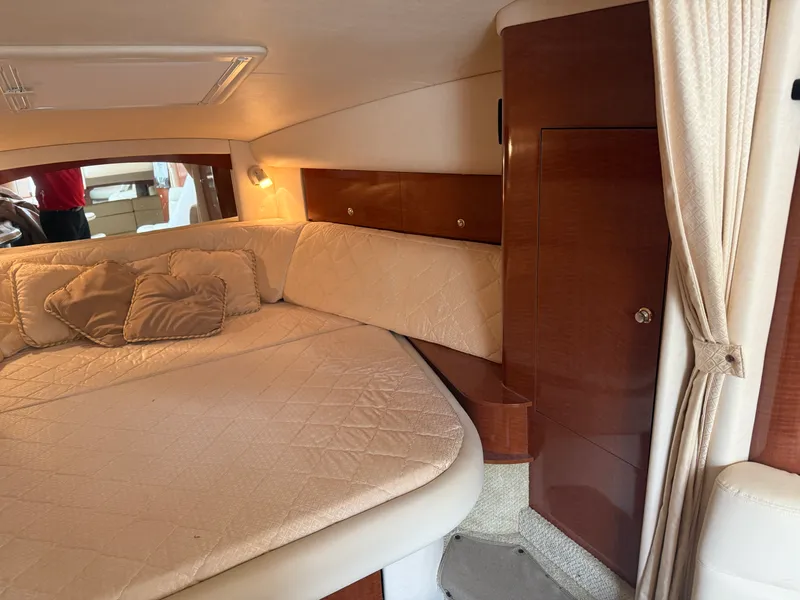 Slide: The Image of Sea Ray Sundancer 320 2003 - 15