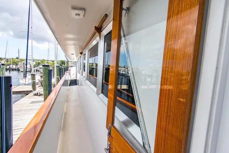 Slide: The Image of portside 2 - 45