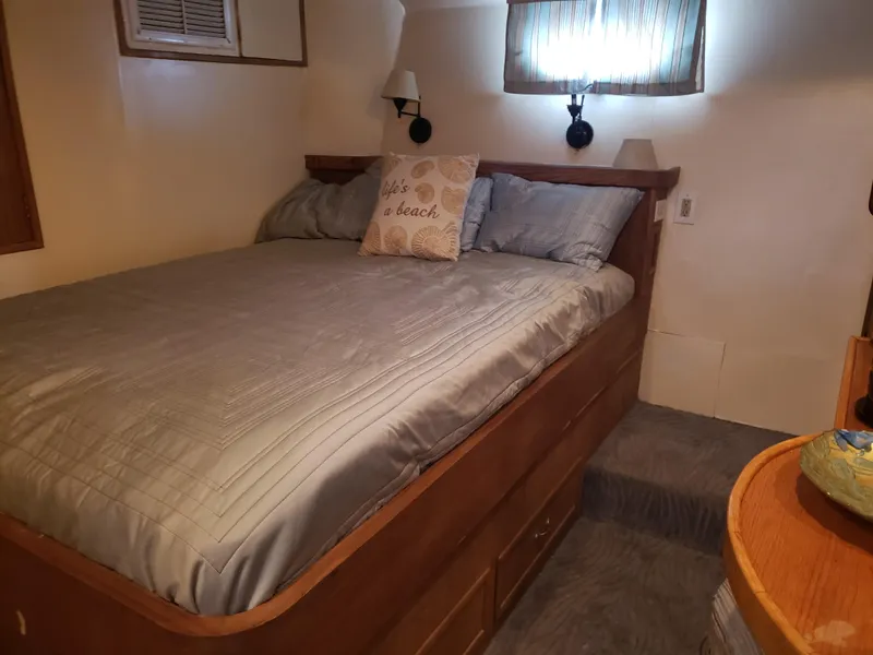 Slide: The Image of Aft Stateroom  - 71