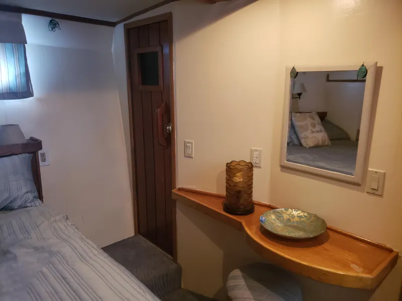 Slide: The Image of Aft stateroom  - 73