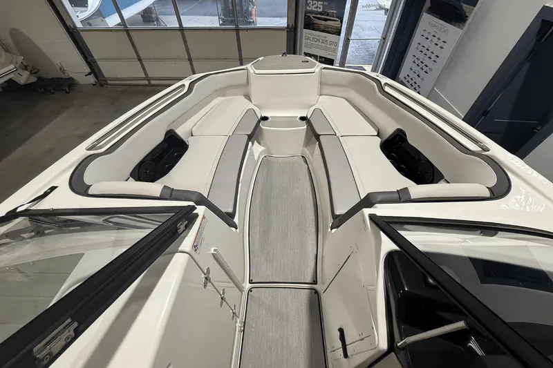 Slide: The Image of Yamaha AR250 2025 - 13