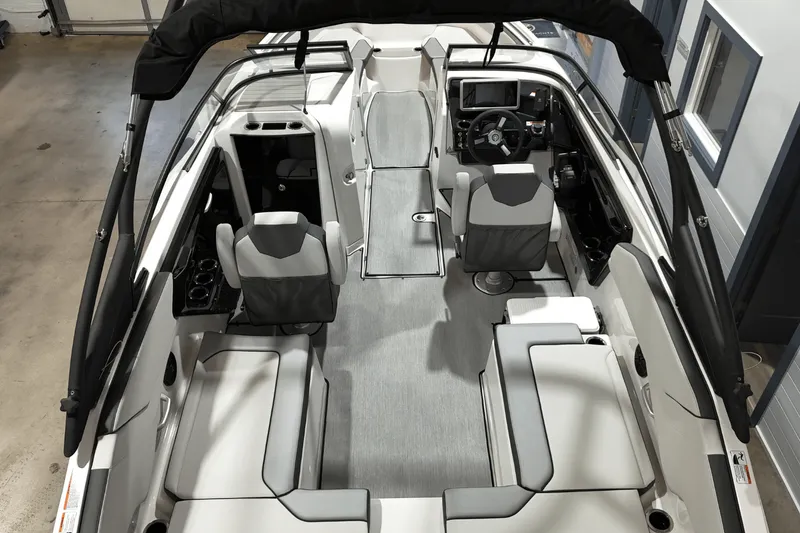 Slide: The Image of Yamaha AR250 2025 - 7