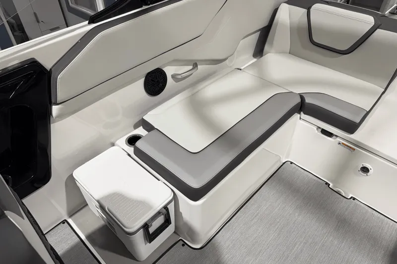 Slide: The Image of Yamaha AR250 2025 - 8