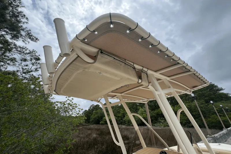 Slide: The Image of Scout 195 Sportfish 2025 - 5