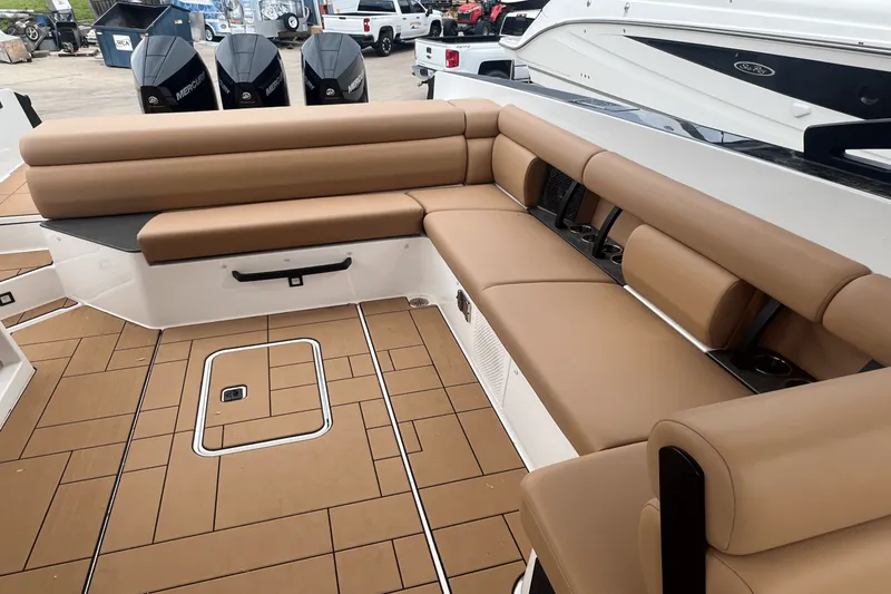 Slide: The Image of Aviara AV36 Outboard 2022 - 8