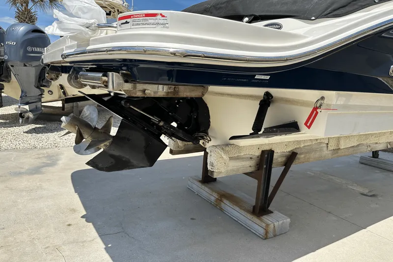 Slide: The Image of Sea Ray 270 SDX 2020 - 5