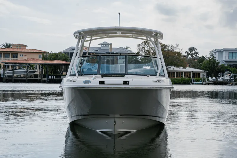 Slide: The Image of Boston Whaler 230 VANTAGE 2018 - 19