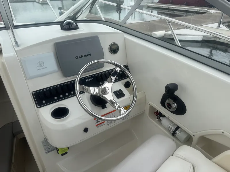 Slide: The Image of Boston Whaler 235 CONQUEST 2012 - 15