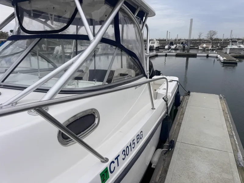 Slide: The Image of Boston Whaler 235 CONQUEST 2012 - 7