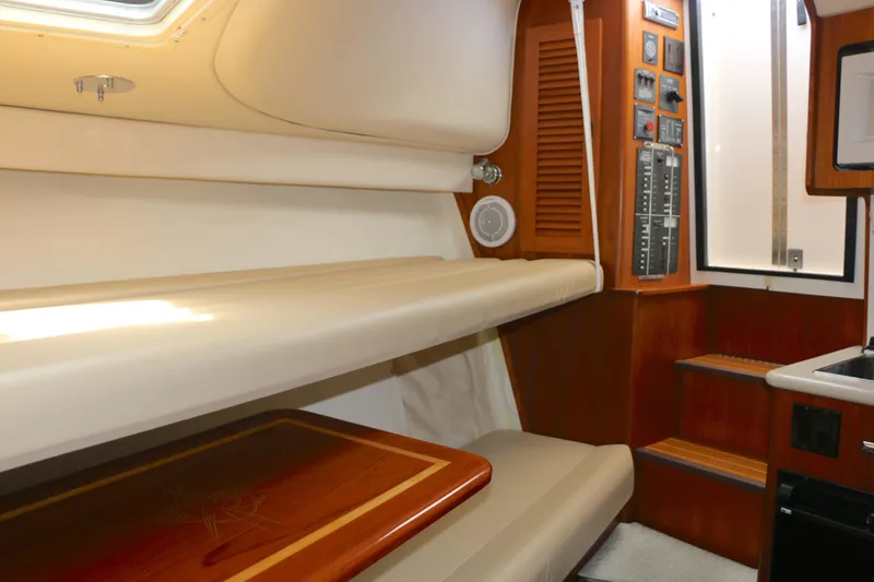 Slide: The Image of Pursuit 3000 Offshore 2001 - 22