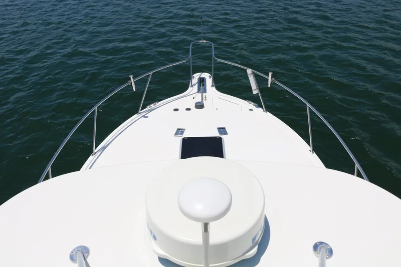 Slide: The Image of Pursuit 3000 Offshore 2001 - 13