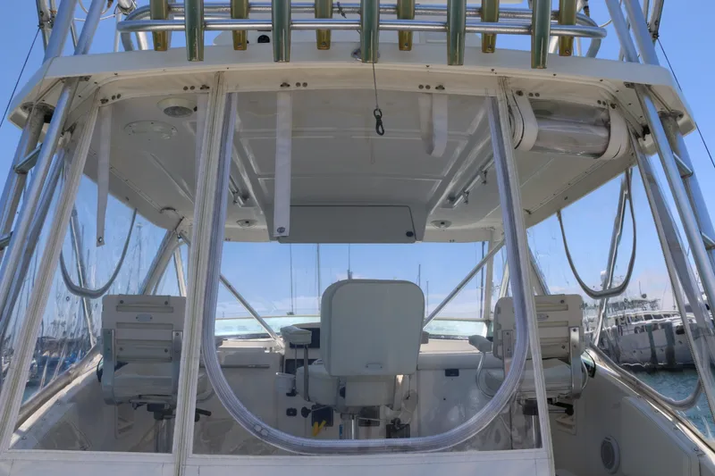 Slide: The Image of Pursuit 3000 Offshore 2001 - 15