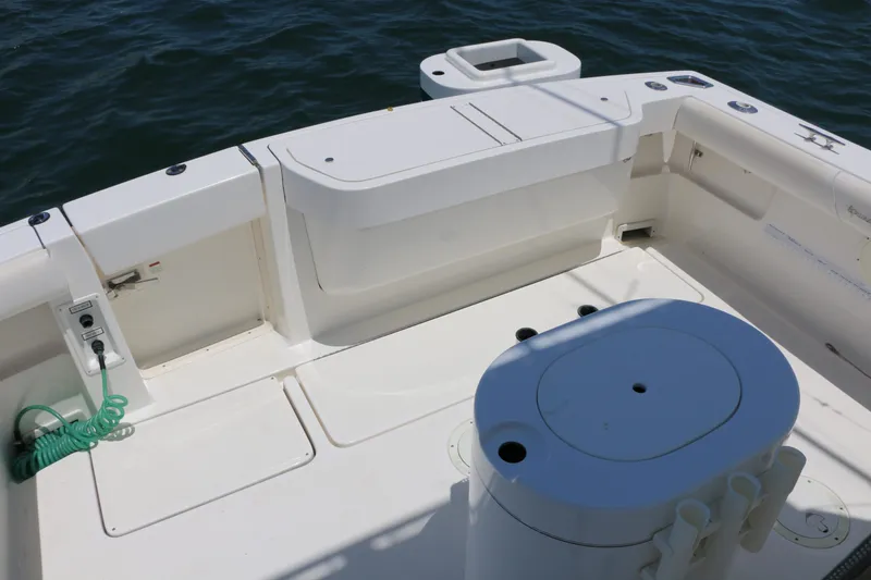 Slide: The Image of Pursuit 3000 Offshore 2001 - 12