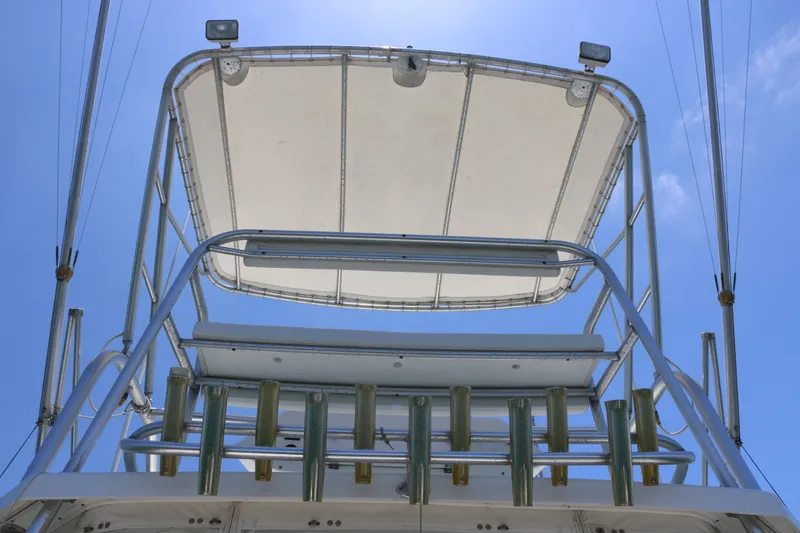 Slide: The Image of Pursuit 3000 Offshore 2001 - 16