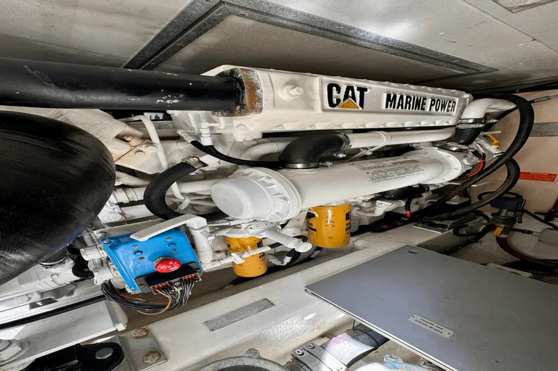 Slide: The Image of Azimut 50 FLYBRIDGE 2007 - 18