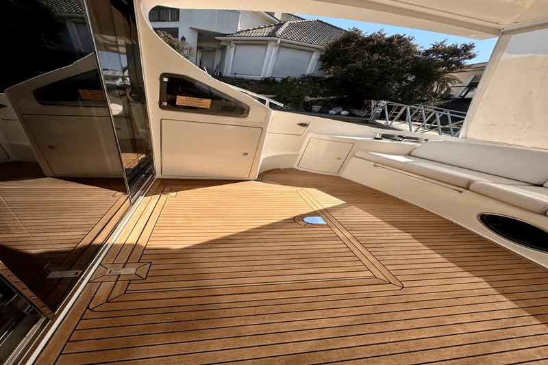 Slide: The Image of Azimut 50 FLYBRIDGE 2007 - 27