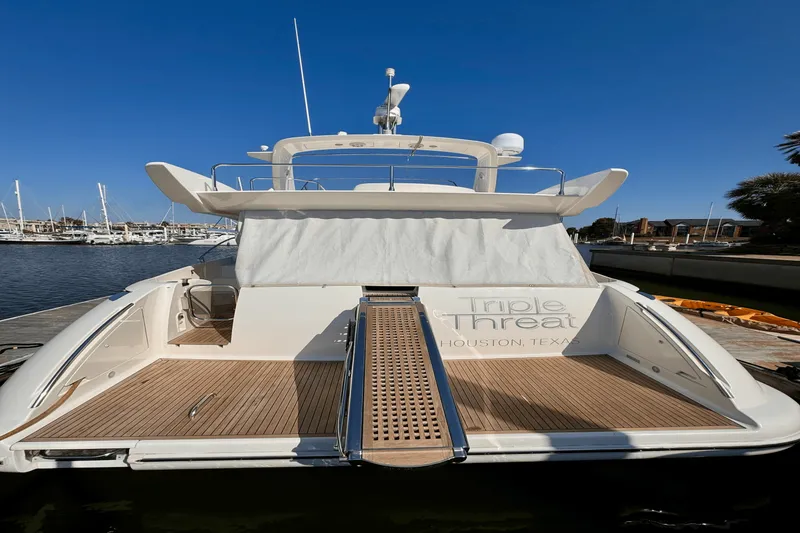 Slide: The Image of Azimut 50 FLYBRIDGE 2007 - 3