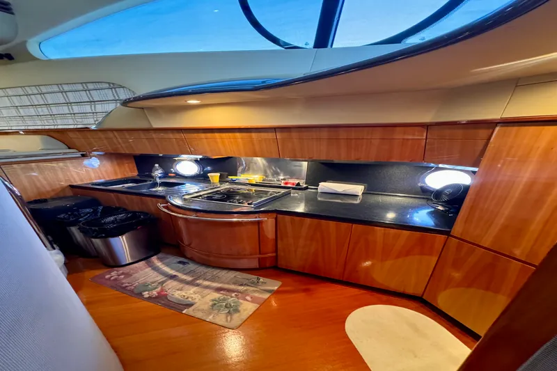 Slide: The Image of Azimut 50 FLYBRIDGE 2007 - 38