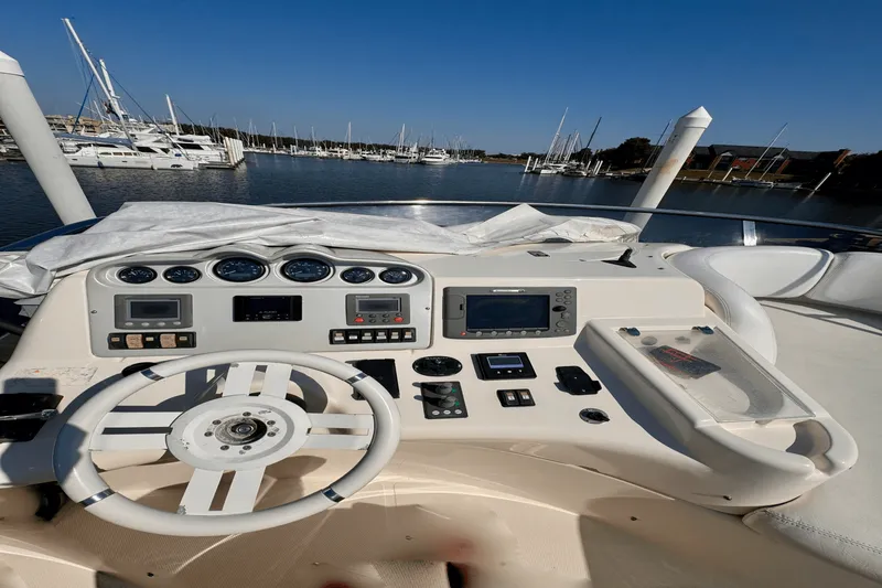 Slide: The Image of Azimut 50 FLYBRIDGE 2007 - 8