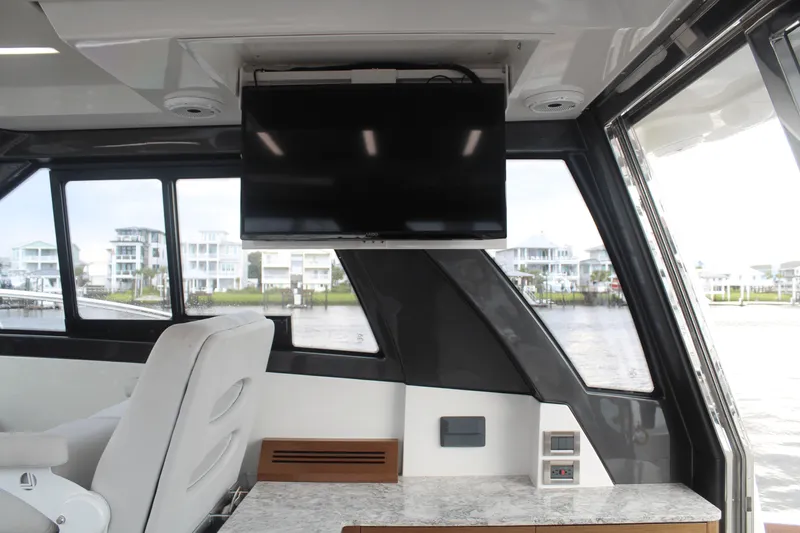 Slide: The Image of Ocean Alexander 45 DIVERGENCE COUPE 2021 - 19