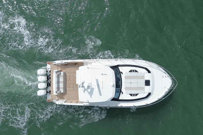 Slide: The Image of Ocean Alexander 45 DIVERGENCE COUPE 2021 - 2