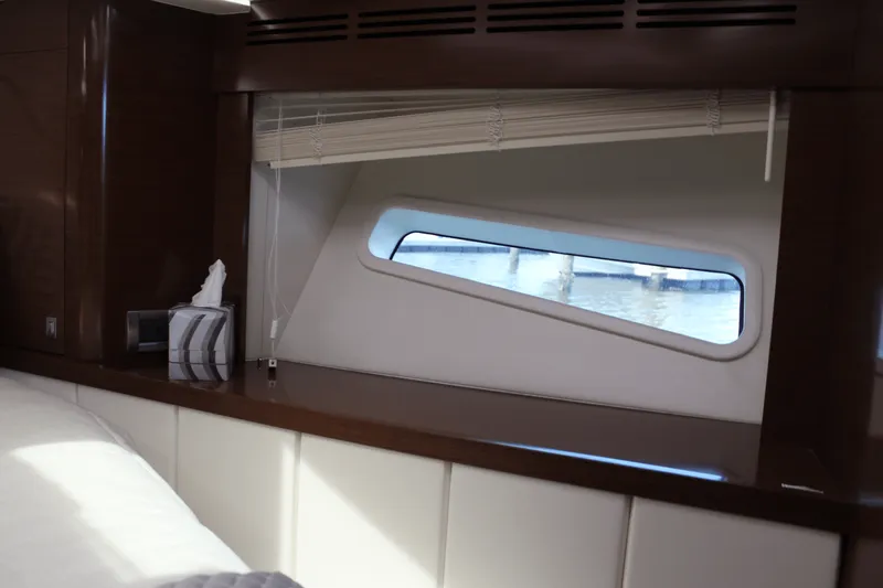 Slide: The Image of Ocean Alexander 45 DIVERGENCE COUPE 2021 - 38