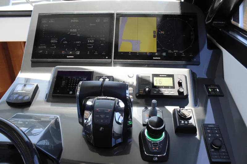 Slide: The Image of Ocean Alexander 45 DIVERGENCE COUPE 2021 - 41