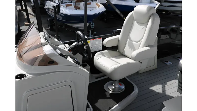 Slide: The Image of Sylvan Mirage X3 DLZ Bar Tri Toon 2025 - 16