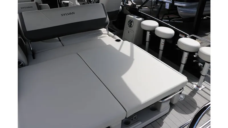 Slide: The Image of Sylvan Mirage X3 DLZ Bar Tri Toon 2025 - 32