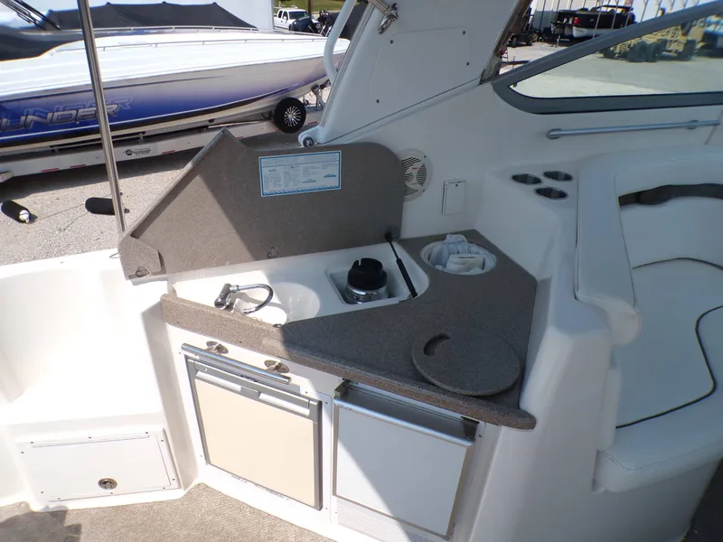Slide: The Image of Rinker 330 EC 2008 - 28