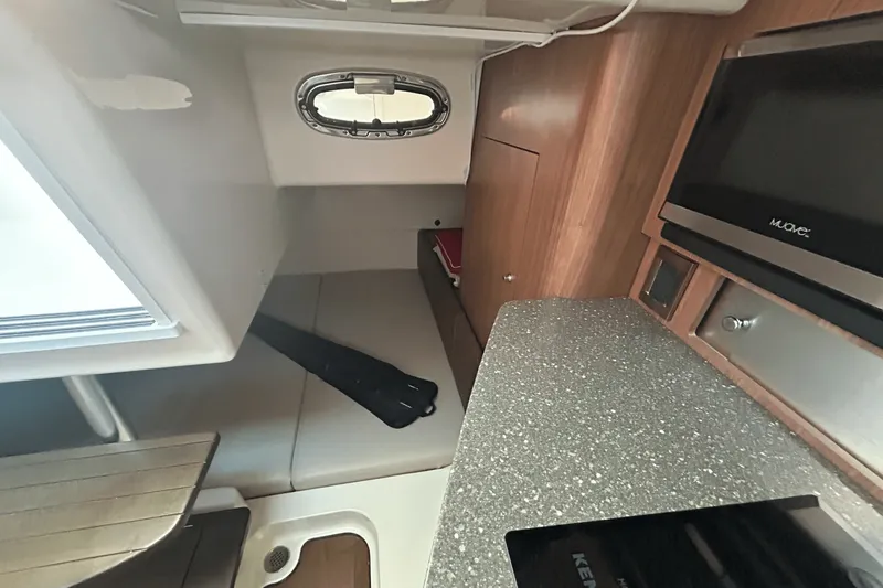 Slide: The Image of Boston Whaler 315 CQ 2017 - 24