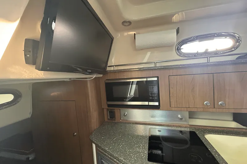 Slide: The Image of Boston Whaler 315 CQ 2017 - 27