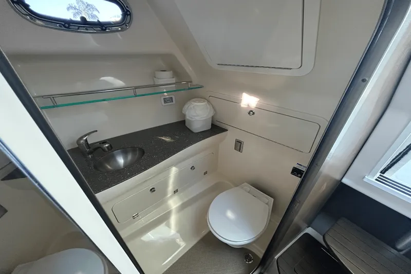 Slide: The Image of Boston Whaler 315 CQ 2017 - 34