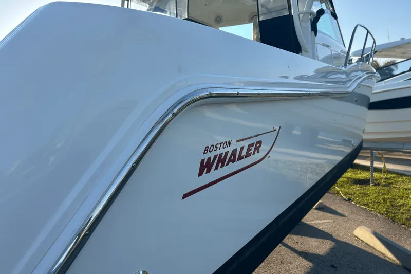 Slide: The Image of Boston Whaler 315 CQ 2017 - 44