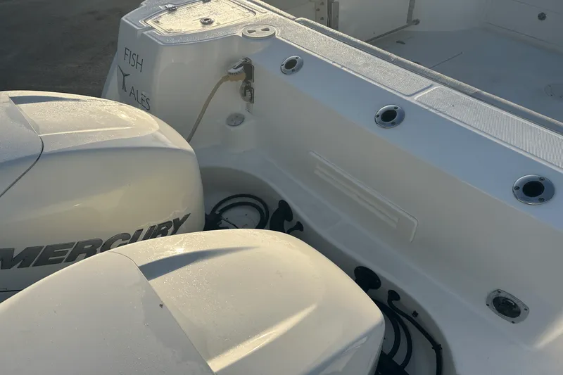 Slide: The Image of Boston Whaler 315 CQ 2017 - 9