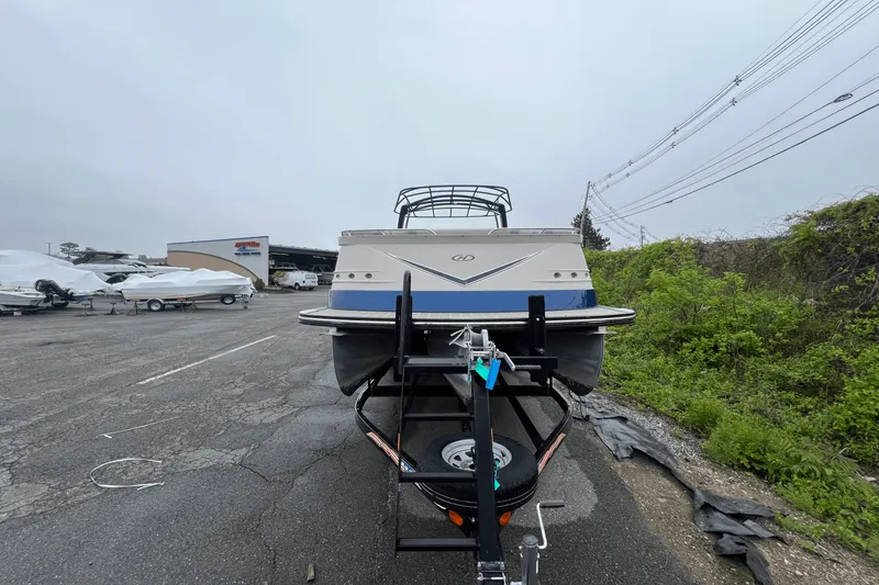 Slide: The Image of Harris V 270 2016 - 4