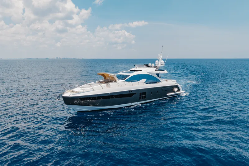 Slide: The Image of Azimut 77S 2019 - 1
