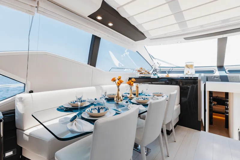Slide: The Image of Azimut 77S 2019 - 52