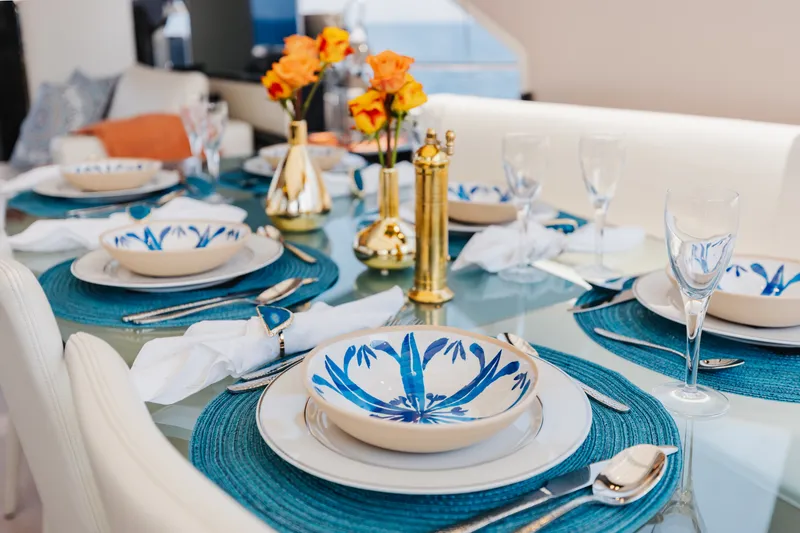 Slide: The Image of Azimut 77S 2019 - 60