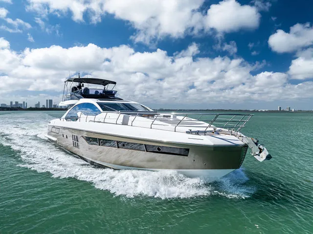 Slide: The Image of Azimut 77S 2019 - 90