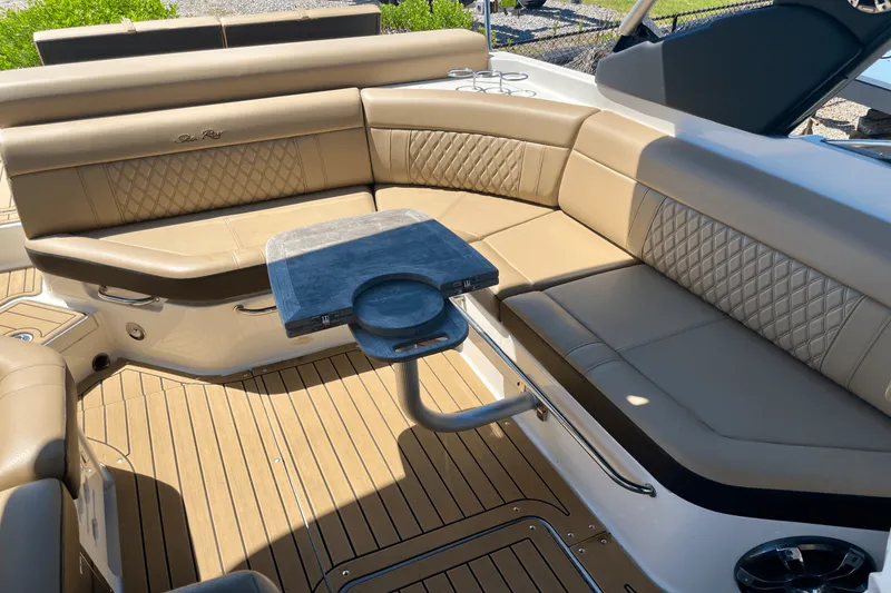 Slide: The Image of Sea Ray SLX 280 2021 - 13