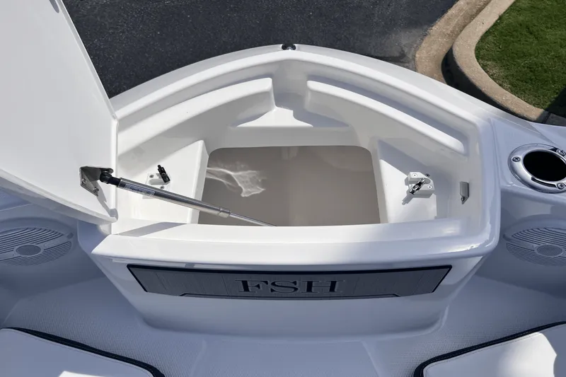 Slide: The Image of Yamaha 222 FSH Sport 2025 - 15