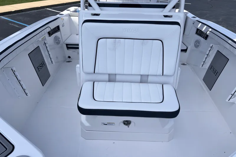 Slide: The Image of Yamaha 222 FSH Sport 2025 - 17