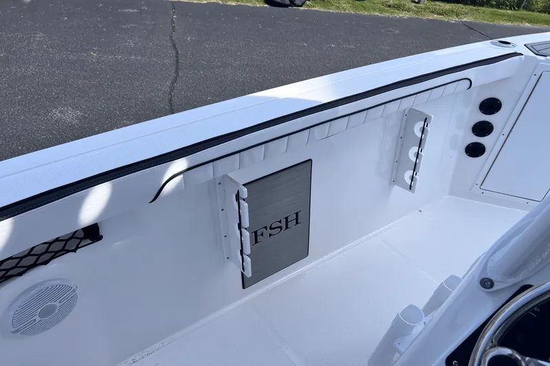 Slide: The Image of Yamaha 222 FSH Sport 2025 - 7