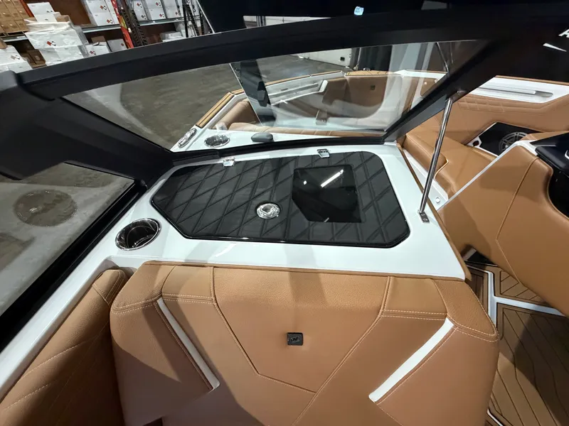 Slide: The Image of Nautique Super Air Nautique S21 2026 - 41