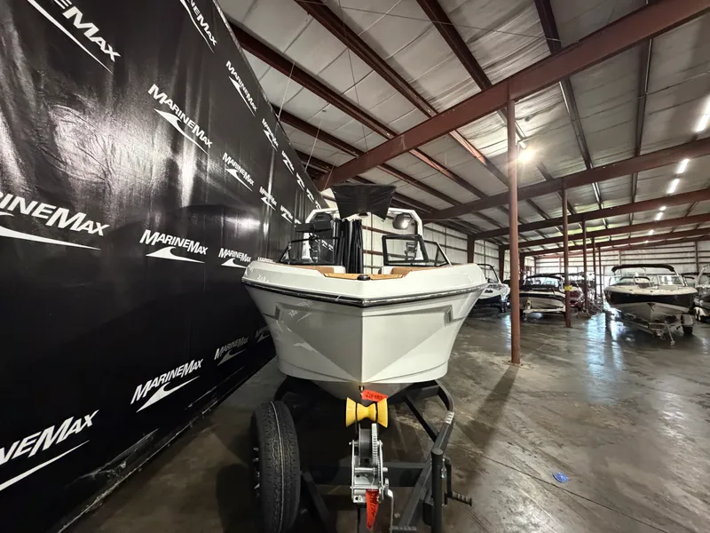 Slide: The Image of Nautique Super Air Nautique S21 2026 - 2