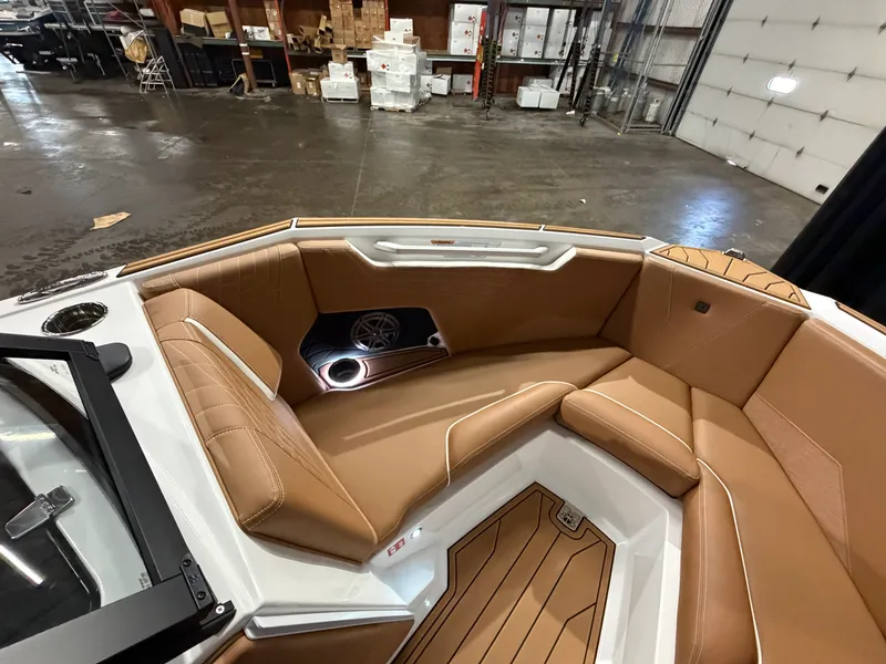 Slide: The Image of Nautique Super Air Nautique S21 2026 - 54
