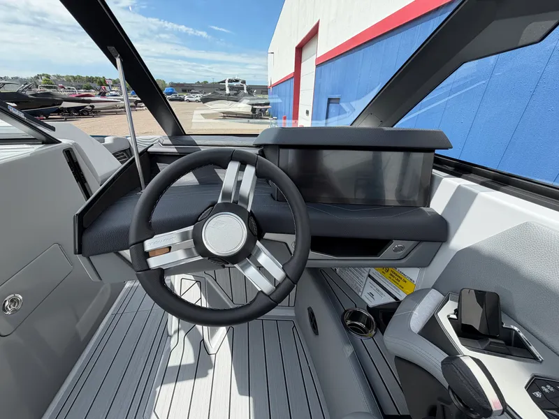 Slide: The Image of Nautique Super Air Nautique G25 2026 - 34