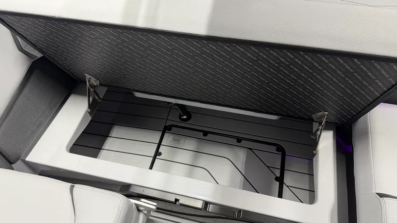 Slide: The Image of Nautique Super Air Nautique G23 2026 - 45