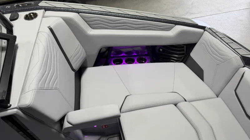 Slide: The Image of Nautique Super Air Nautique G23 2026 - 83